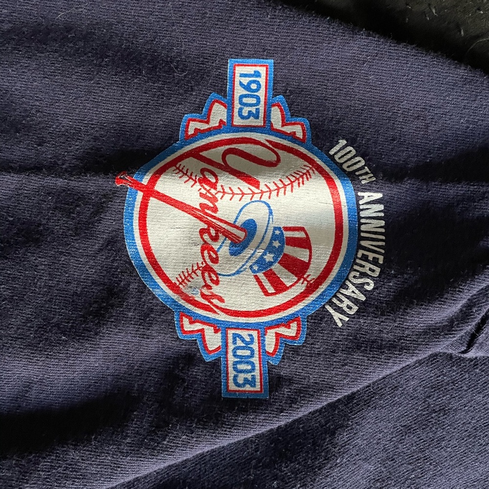 2003 Adidas Yankee T shirt Size Large